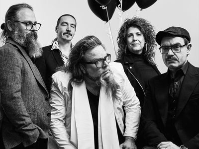 gid://shopify/MediaImage/68118359835003